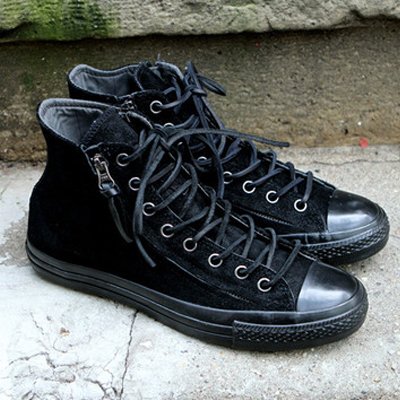 Komplett schwarze Chucks für Frauen