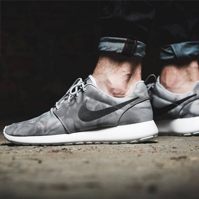 Nike Rosherun Marble Grey